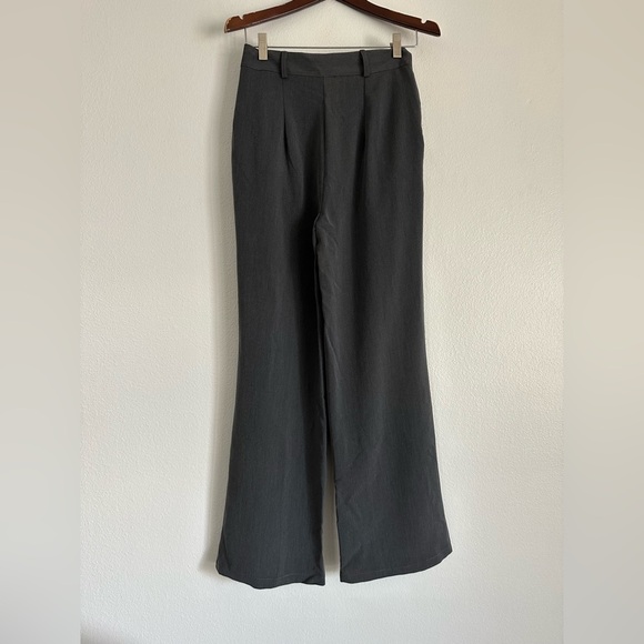 Nasty Gal Dark Gray Wide Leg High Waisted Pleated Trouser - Picture 4 of 6